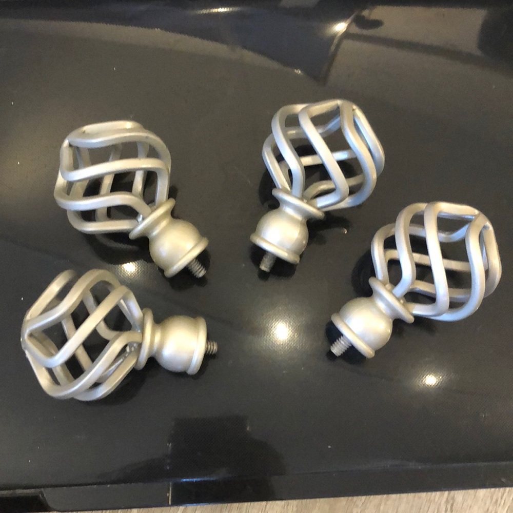 Curtain rail knobs